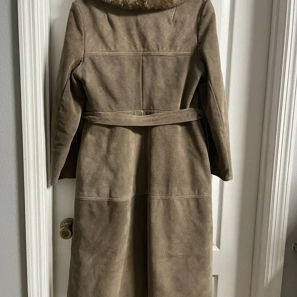 Women's Vintage Suede Fur Lined Brown Fur Collar Coat - Picture 5 of 10